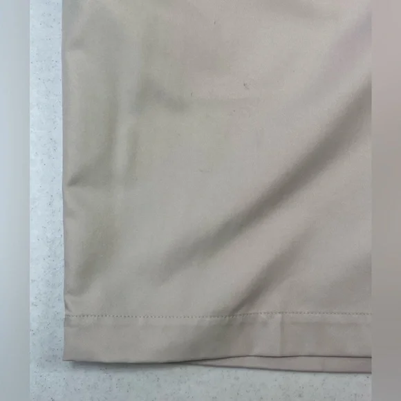 Adidas Men’s 9” Cream Performance Shorts. Pleated Front. Tag Size 34 - Picture 11 of 11